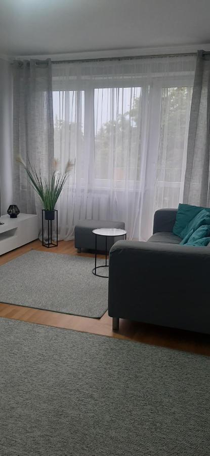 Flowers Apartament Apartment Pila Exterior photo