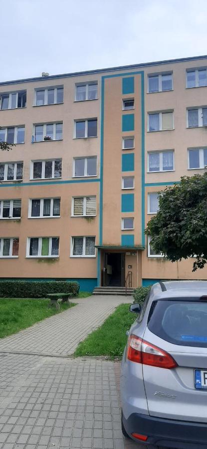 Flowers Apartament Apartment Pila Exterior photo